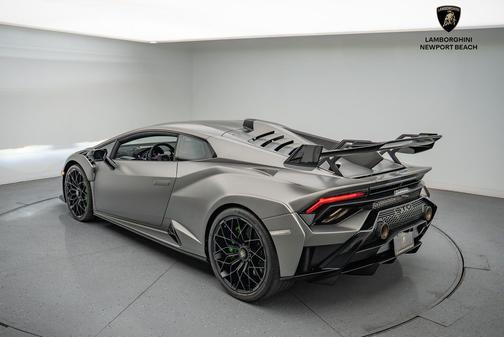 2023 Lamborghini Huracan STO Coupe