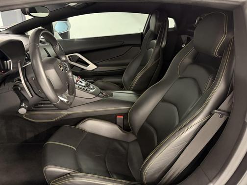 2014 Lamborghini Aventador LP700-4