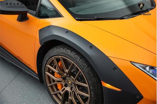 2024 Lamborghini Huracan Sterrato
