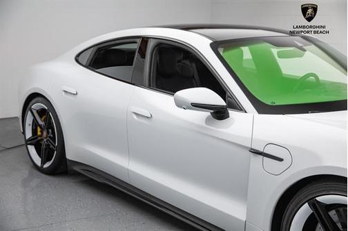 2021 Porsche Taycan Turbo S