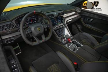 2024 Lamborghini Urus Performante