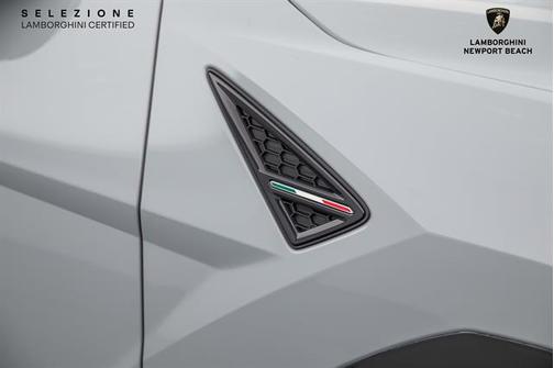 2024 Lamborghini Urus S