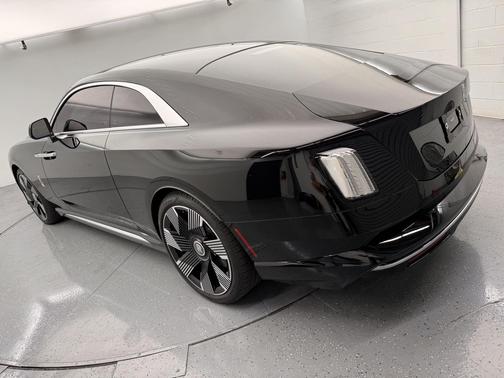 2024 Rolls-Royce Spectre 