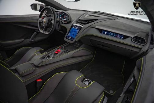 2024 Lamborghini Revuelto Base