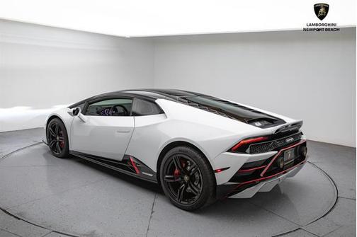 2021 Lamborghini Huracan EVO Coupe