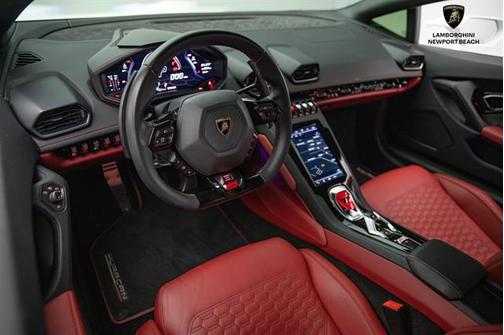 2021 Lamborghini Huracan EVO Coupe