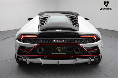 2021 Lamborghini Huracan EVO Coupe