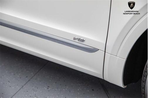 2022 Bentley Bentayga V8