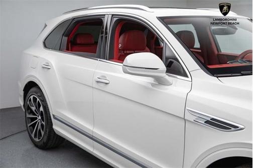 2022 Bentley Bentayga V8