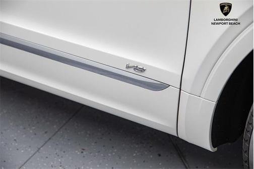 2022 Bentley Bentayga V8