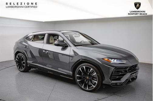 2020 Lamborghini Urus Base