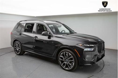 2025 BMW X7 M60i