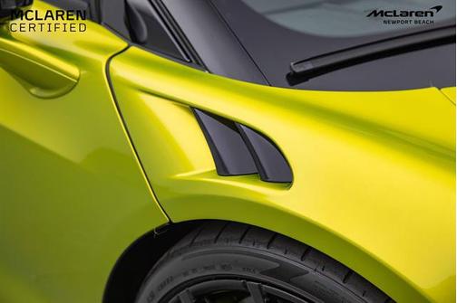 2025 McLaren Artura TechLux