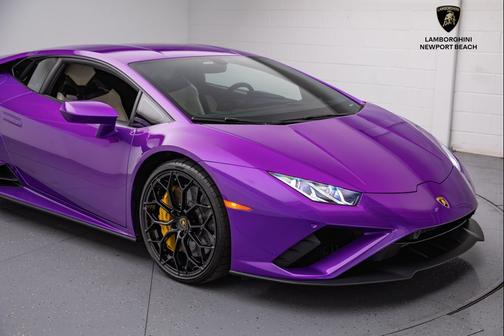 2022 Lamborghini Huracan EVO Coupe RWD