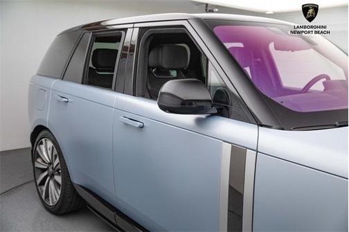 2023 Land Rover Range Rover SV