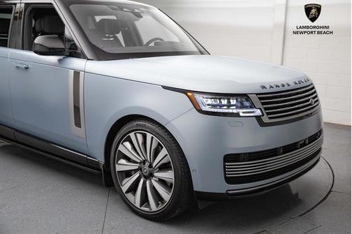 2023 Land Rover Range Rover SV