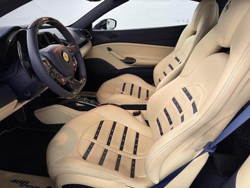 2018 Ferrari 488 Spider Base