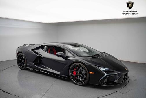 2024 Lamborghini Revuelto Base