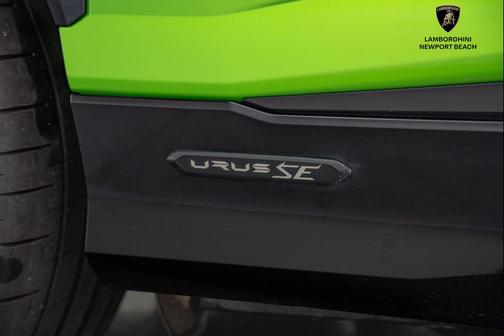 2025 Lamborghini Urus SE