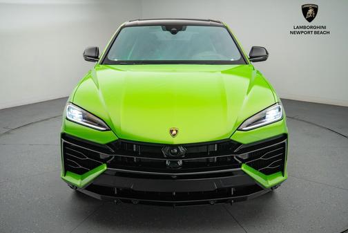 2025 Lamborghini Urus SE