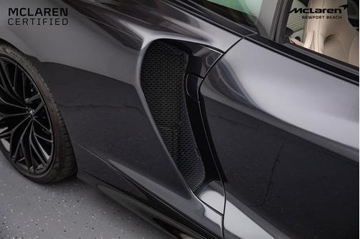 2023 McLaren GT Base