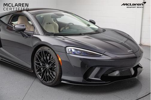 2023 McLaren GT Base