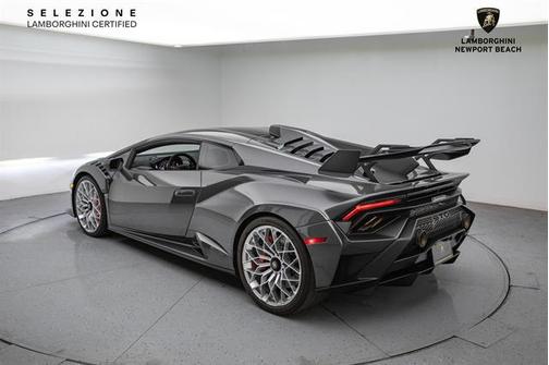 2022 Lamborghini Huracan STO Coupe