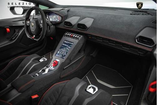 2022 Lamborghini Huracan STO Coupe