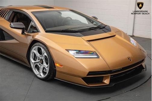 2022 Lamborghini Aventador SVJ Countach