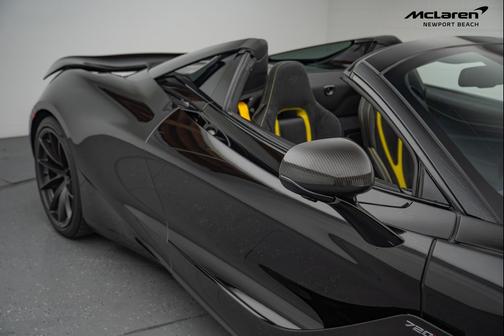 Onyx Black 2023 McLaren 720S Performance