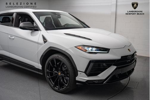 2024 Lamborghini Urus S