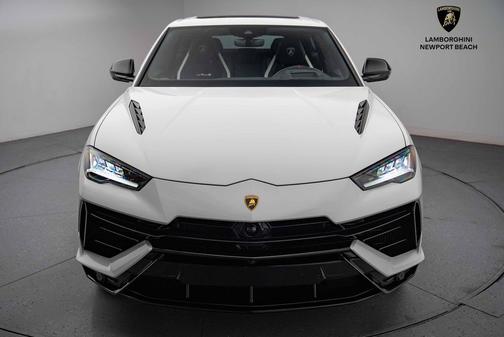 2024 Lamborghini Urus S
