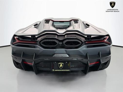 Grigio Vulcano Ad Personam Matt 2025 Lamborghini Revuelto Base