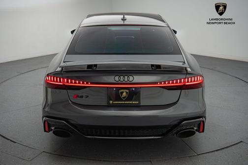 2021 Audi RS 7 4.0T
