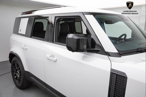 2024 Land Rover Defender 110 P300