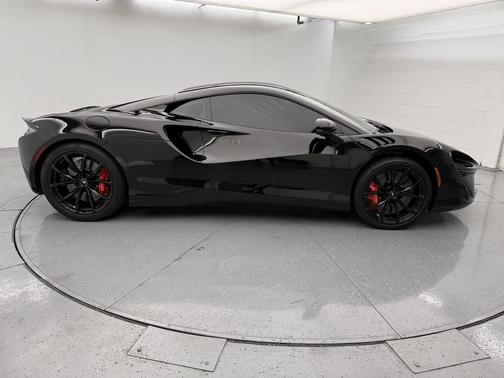 2024 McLaren Artura Base