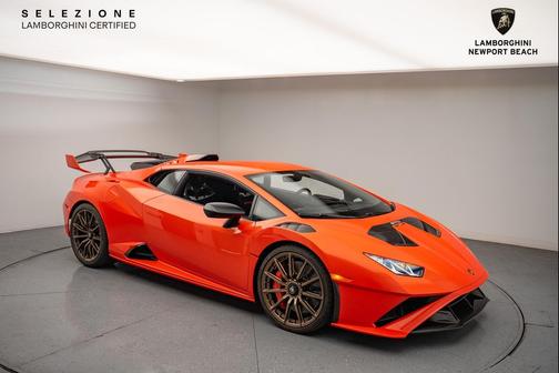 2024 Lamborghini Huracan STO Coupe
