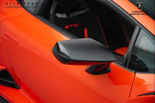 2024 Lamborghini Huracan STO Coupe