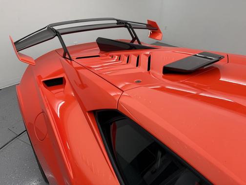 2024 Lamborghini Huracan STO Coupe