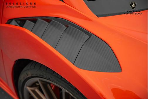 2024 Lamborghini Huracan STO Coupe