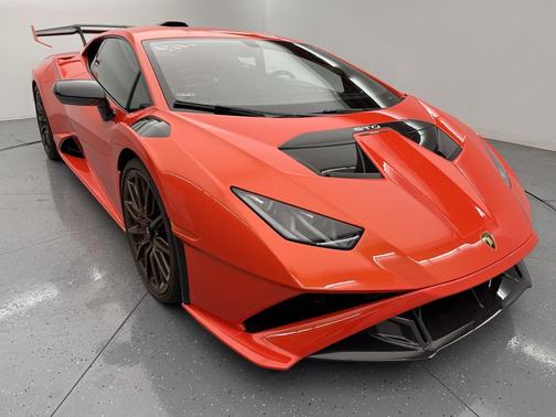 2024 Lamborghini Huracan STO Coupe