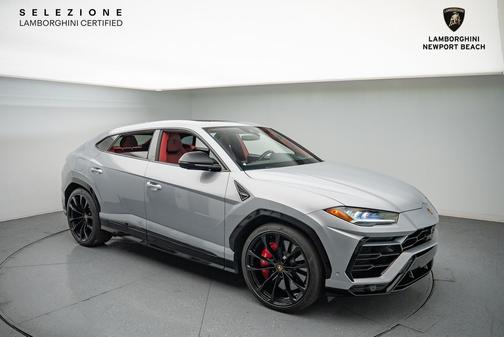 2022 Lamborghini Urus Base