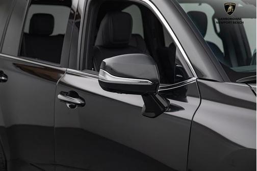 2025 Lexus LX 600 Premium