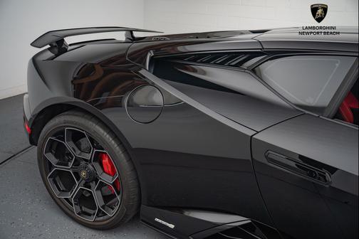 2024 Lamborghini Huracan Tecnica Tecnica
