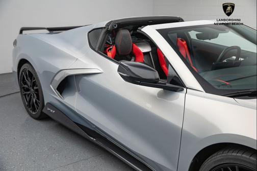 2023 Chevrolet Corvette Stingray w/2LT