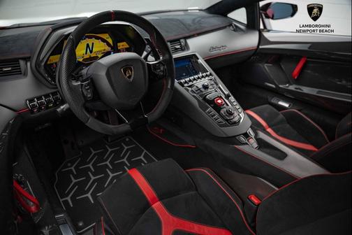 2016 Lamborghini Aventador LP750-4 Superveloce