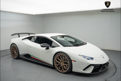 2018 Lamborghini Huracan LP 640-4 Performante