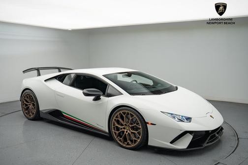 2018 Lamborghini Huracan LP 640-4 Performante