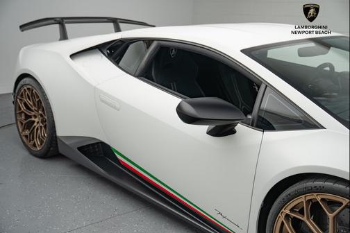 2018 Lamborghini Huracan LP 640-4 Performante