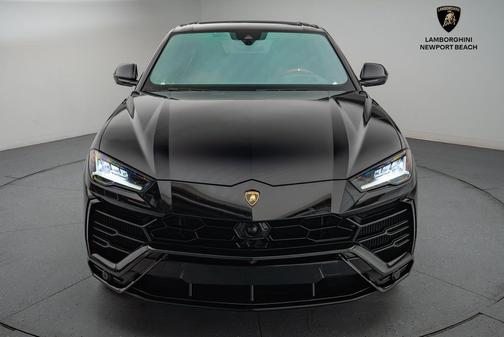 2019 Lamborghini Urus Base